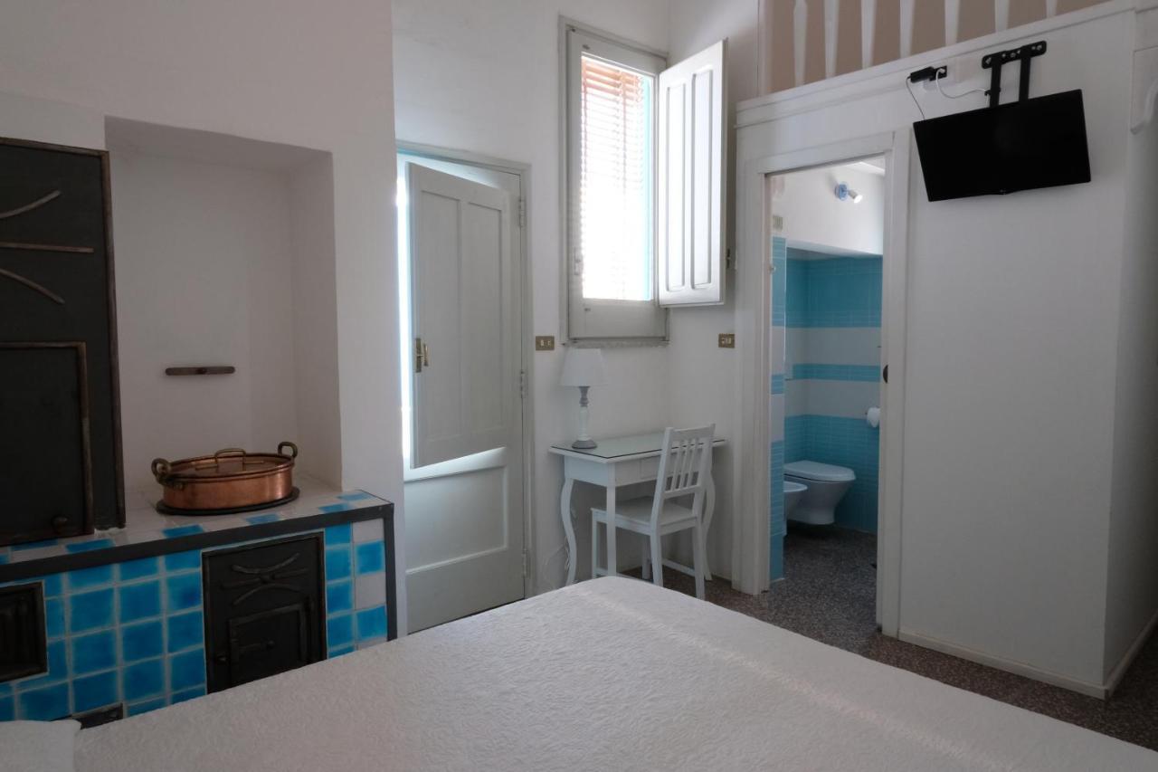 Bed and Breakfast Ugento Dimora Екстер'єр фото
